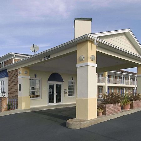 Days Inn By Wyndham Liberty/Ne Kansas City ภายนอก รูปภาพ