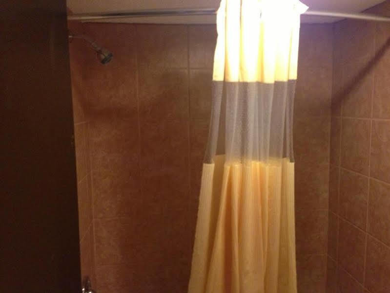 Days Inn By Wyndham Liberty/Ne Kansas City ภายนอก รูปภาพ